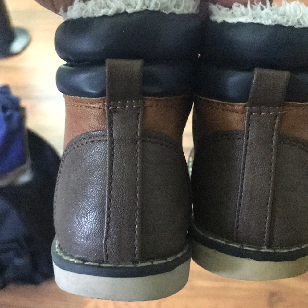 Boots - Picture 3 of 4